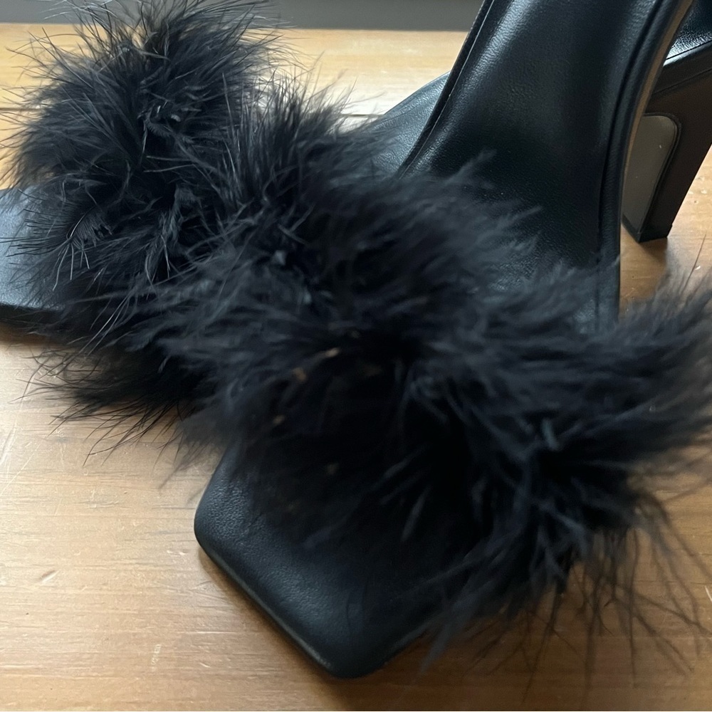 RAYE Revolve Women’s Dita Heel Black Leather Turkey Feather Upper Toe Slip On 10 - Picture 10 of 14